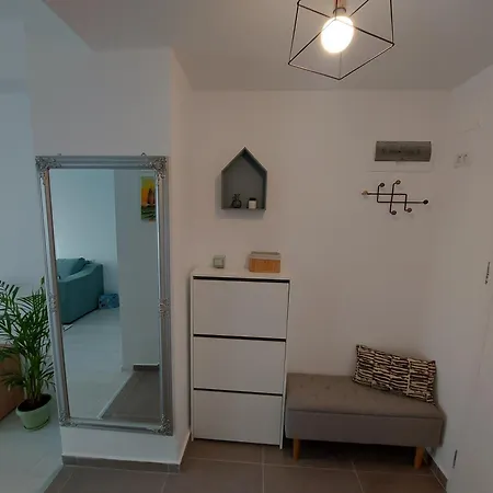 Apartman Flomar By The Lake