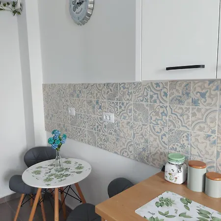 Flomar By The Lake Apartman Mamaia